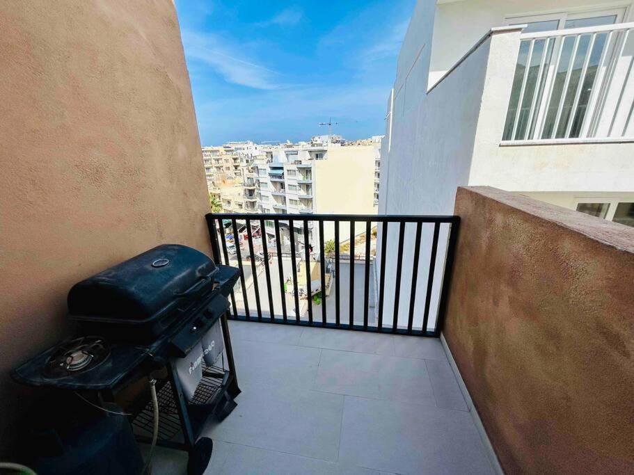 Duplex Whiskey Home 200M Away From The Sea And The Square San Pawl il-Baħar Eksteriør billede