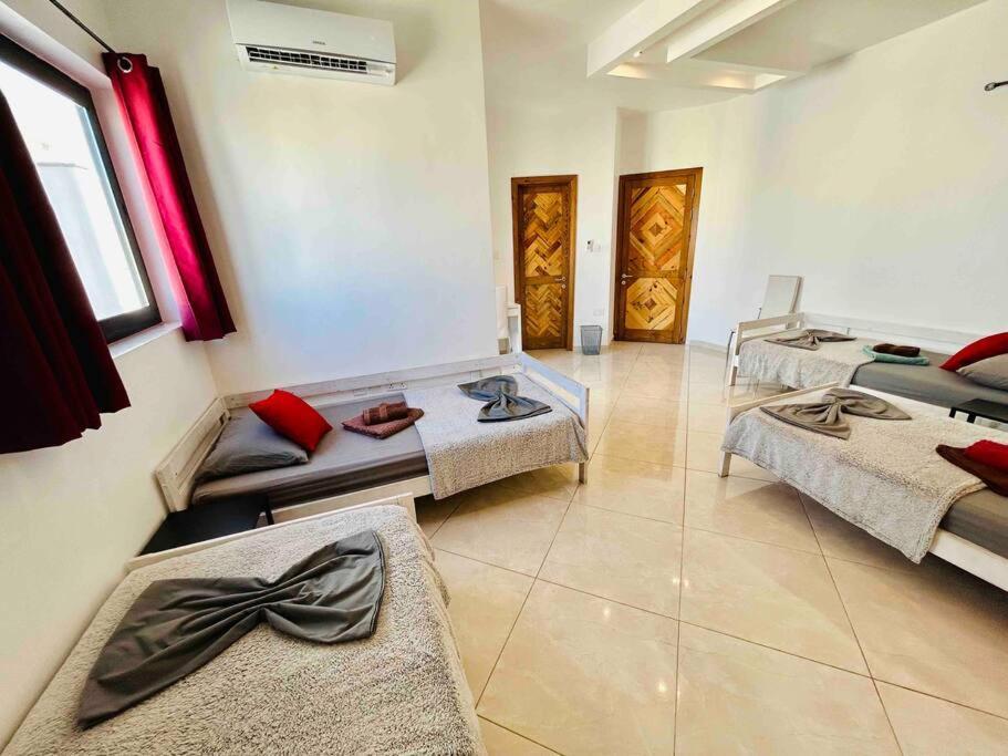 Duplex Whiskey Home 200M Away From The Sea And The Square San Pawl il-Baħar Eksteriør billede