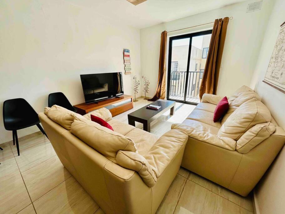 Duplex Whiskey Home 200M Away From The Sea And The Square San Pawl il-Baħar Eksteriør billede